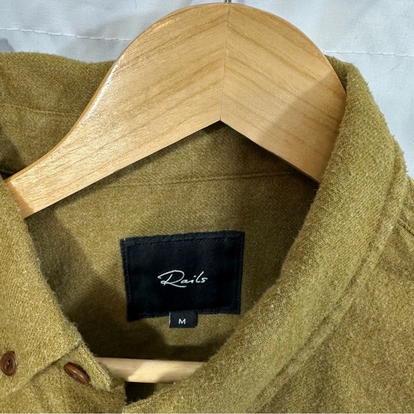 Rails Runson Button Down Collared Long Sleeve Brushed Flannel Shirt Golden Rod - Picture 10 of 12